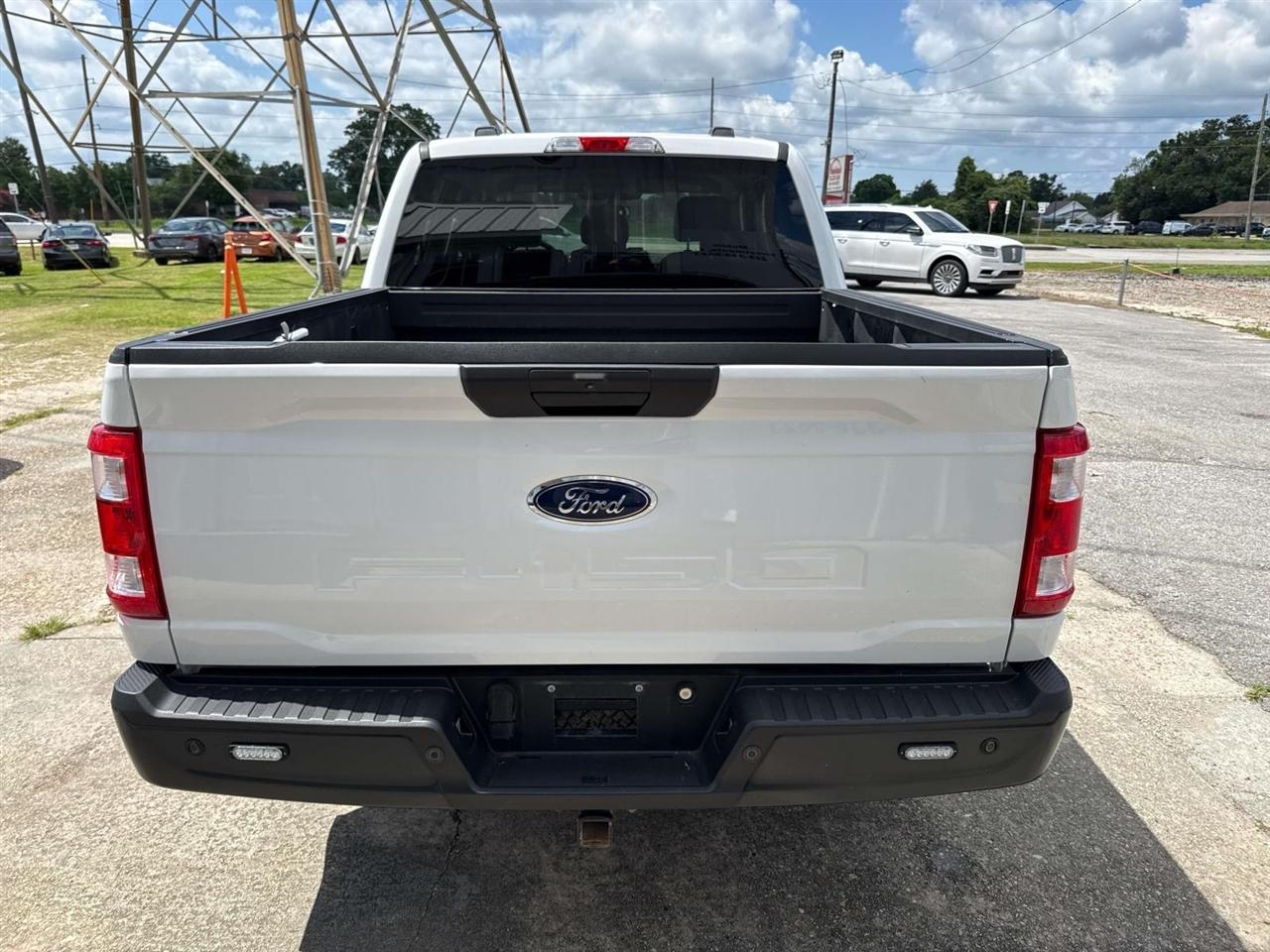 Ford F-150 XLT 4WD SuperCrew 5.5' Box 2022
