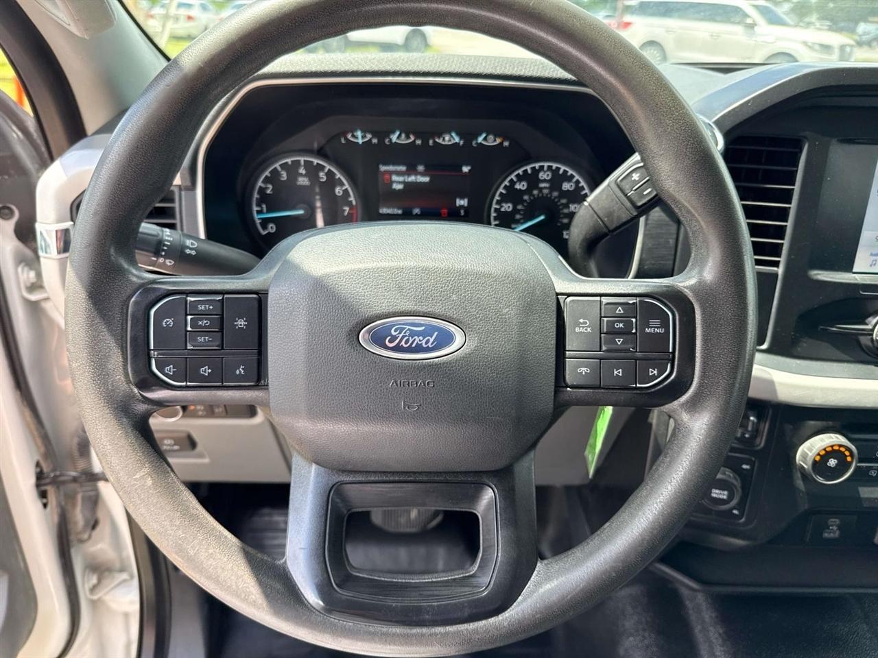 Ford F-150 XLT 4WD SuperCrew 5.5' Box 2022