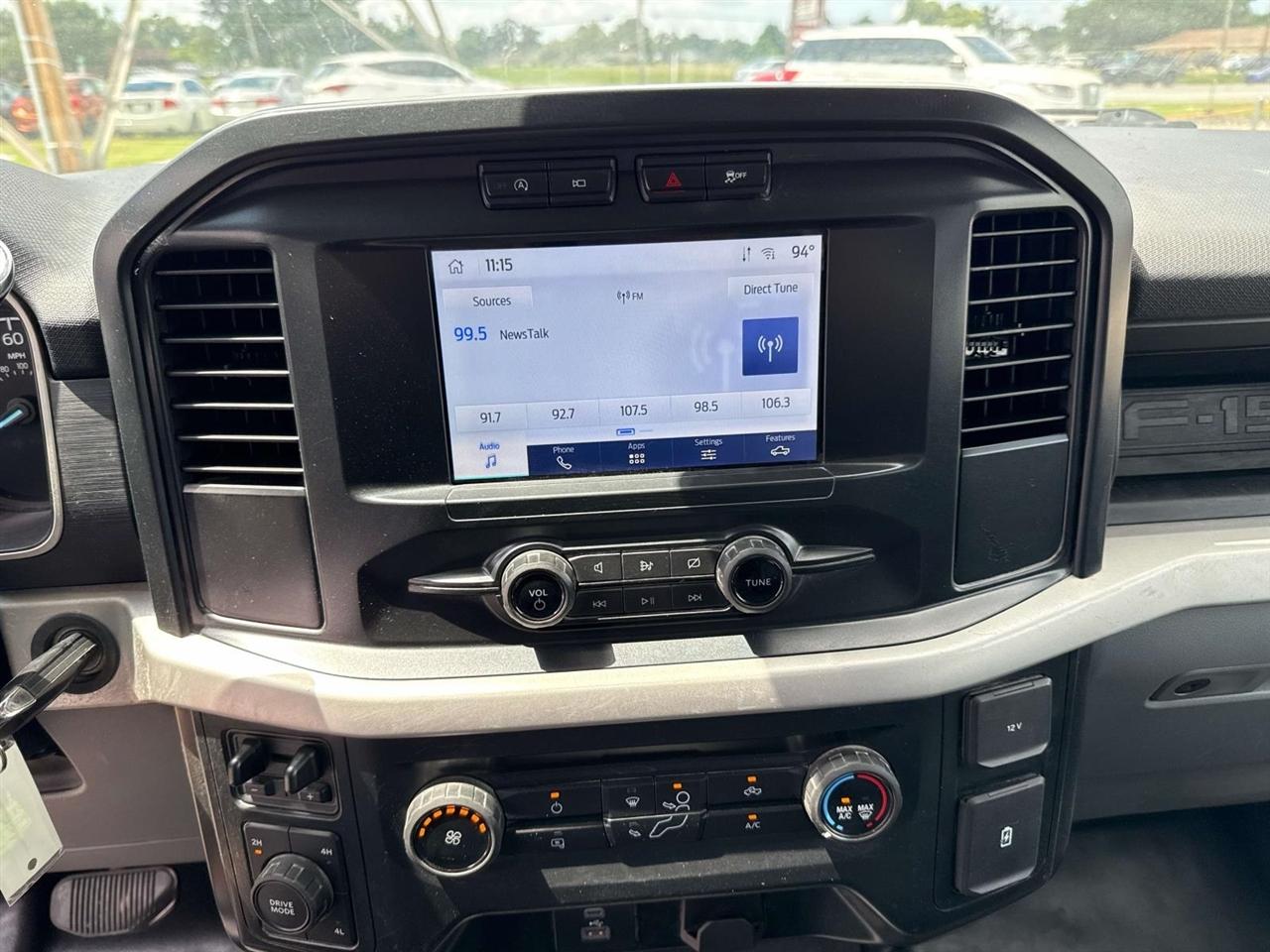 Ford F-150 XLT 4WD SuperCrew 5.5' Box 2022