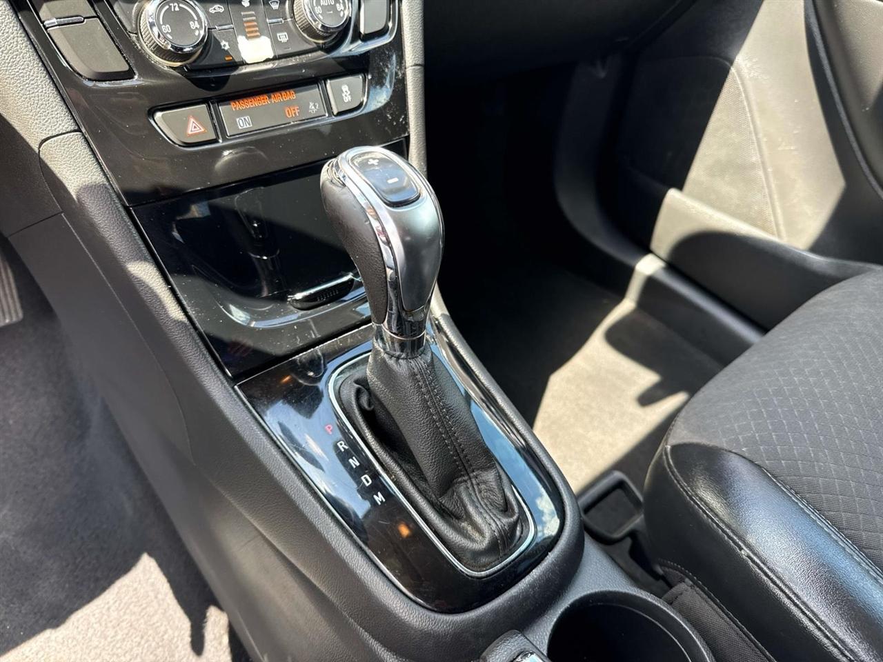 Buick Encore FWD 4dr Sport Touring 2019
