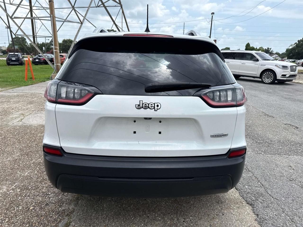 Jeep Cherokee Latitude FWD 2019