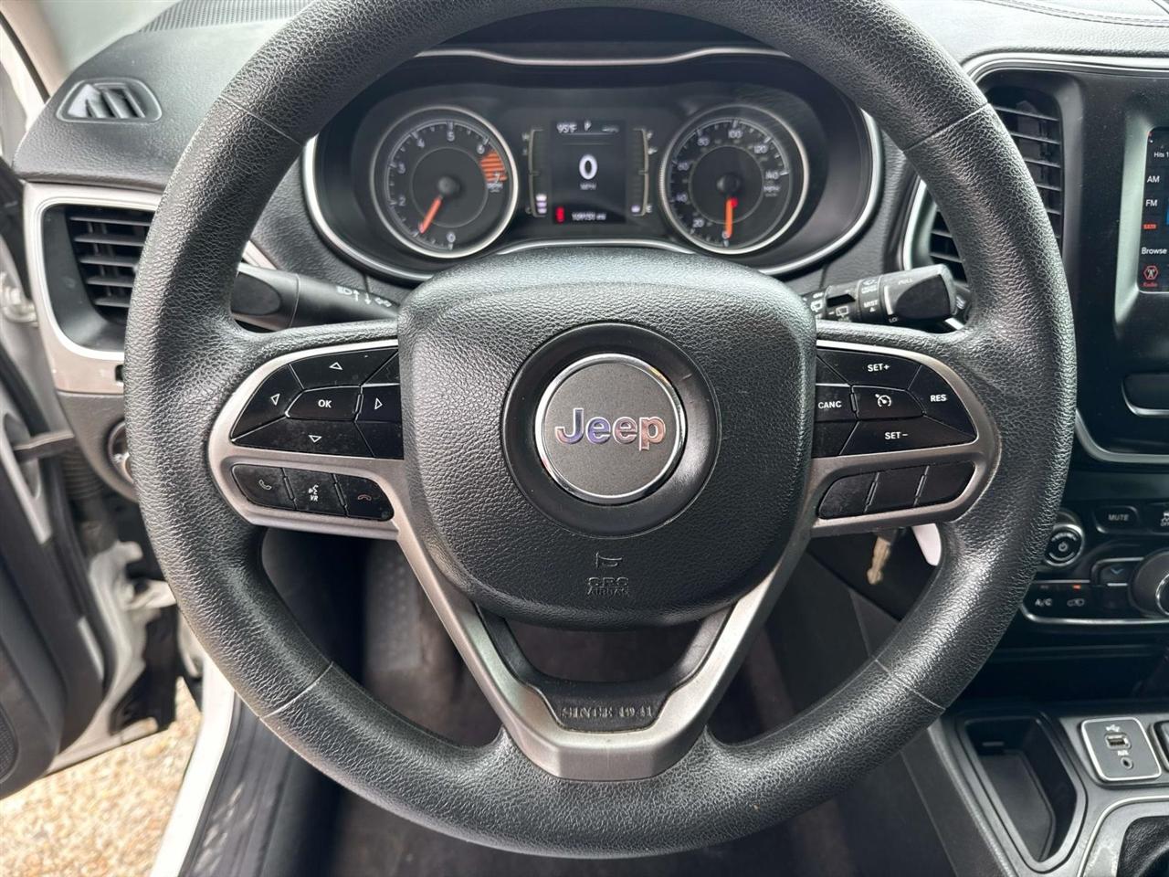 Jeep Cherokee Latitude FWD 2019
