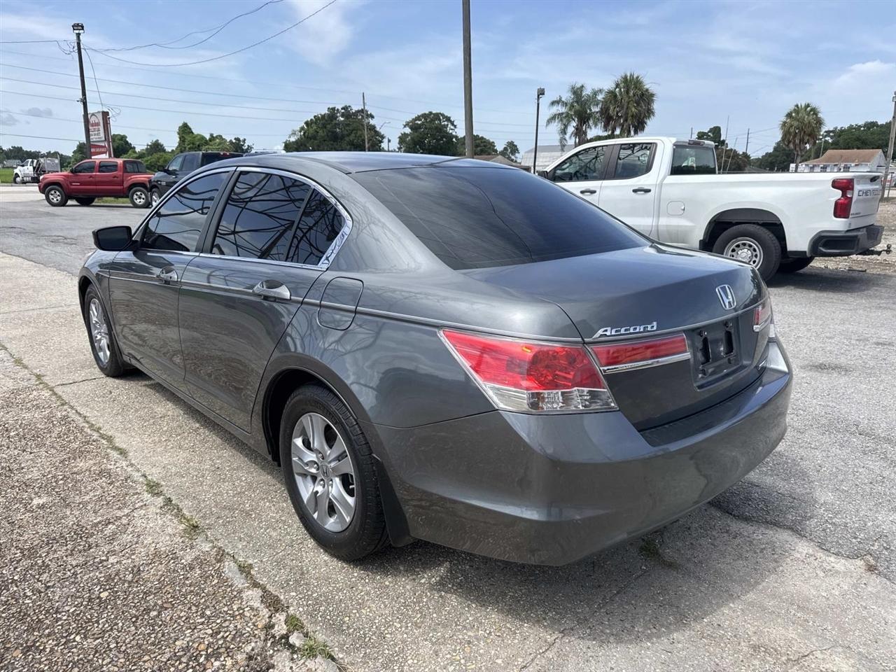 Honda Accord Sdn 4dr I4 Auto SE 2012
