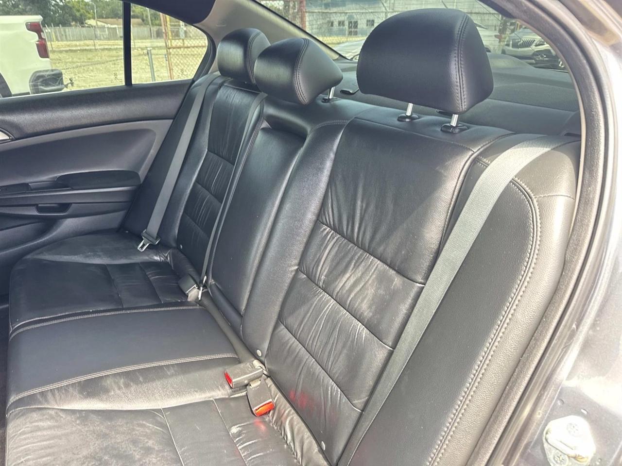 Honda Accord Sdn 4dr I4 Auto SE 2012