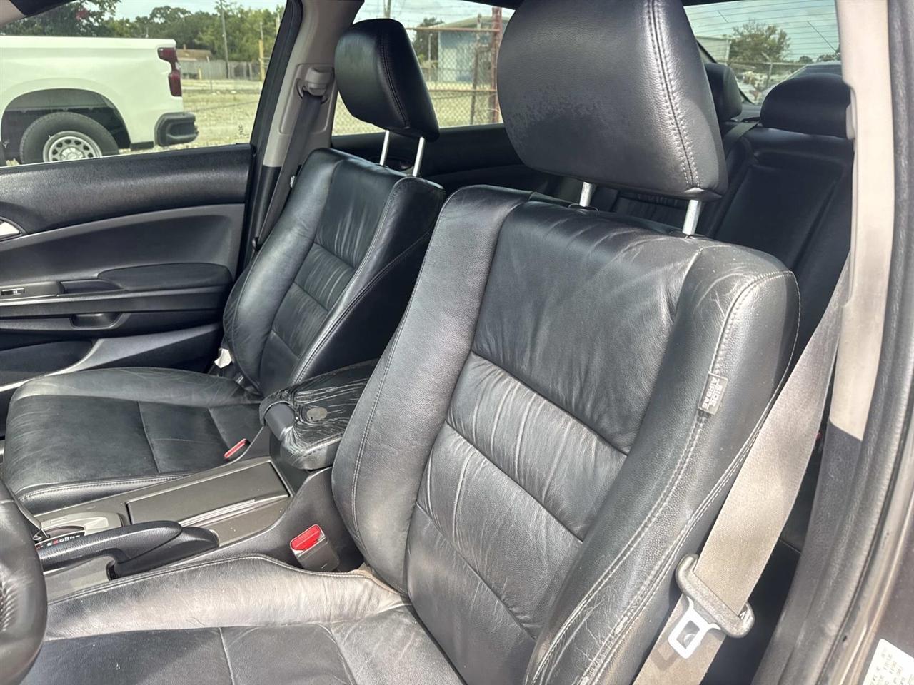 Honda Accord Sdn 4dr I4 Auto SE 2012