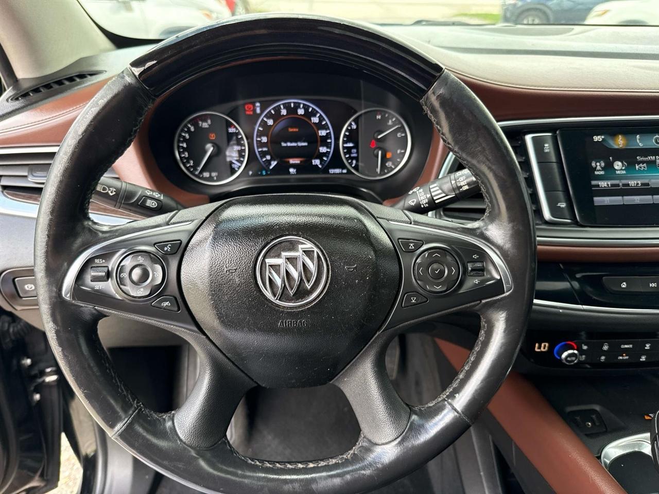 Buick Enclave FWD 4dr Avenir 2018
