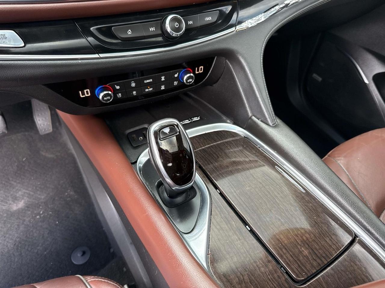Buick Enclave FWD 4dr Avenir 2018