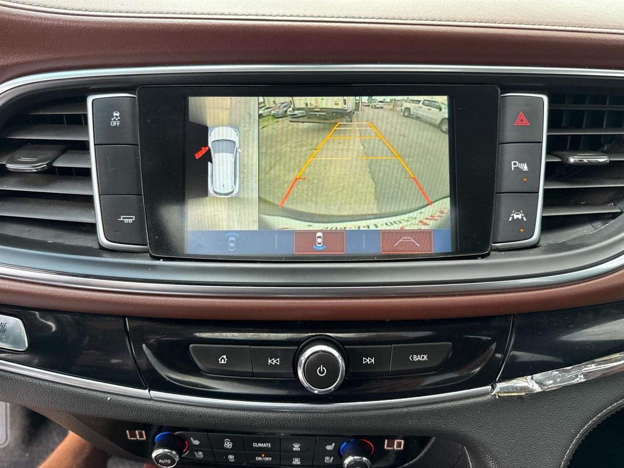 Buick Enclave FWD 4dr Avenir 2018