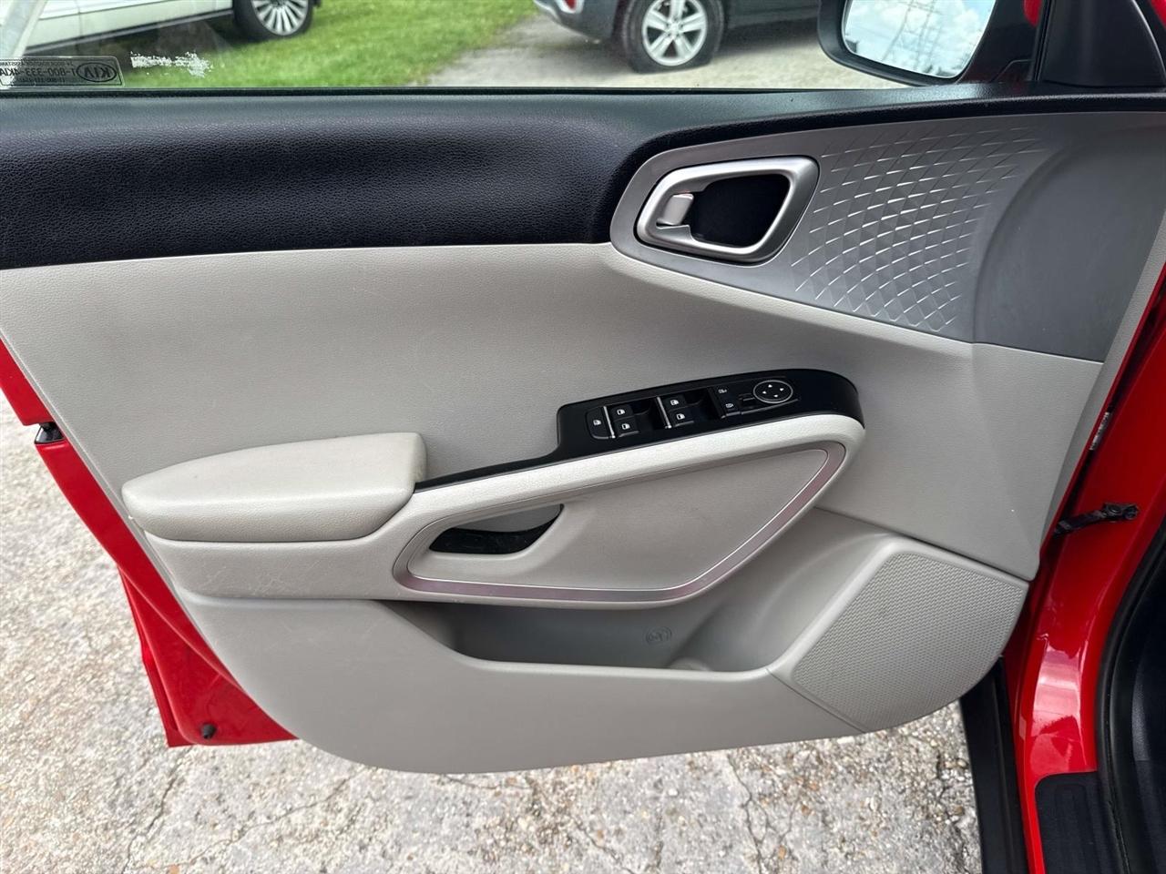 Kia Soul LX IVT 2021