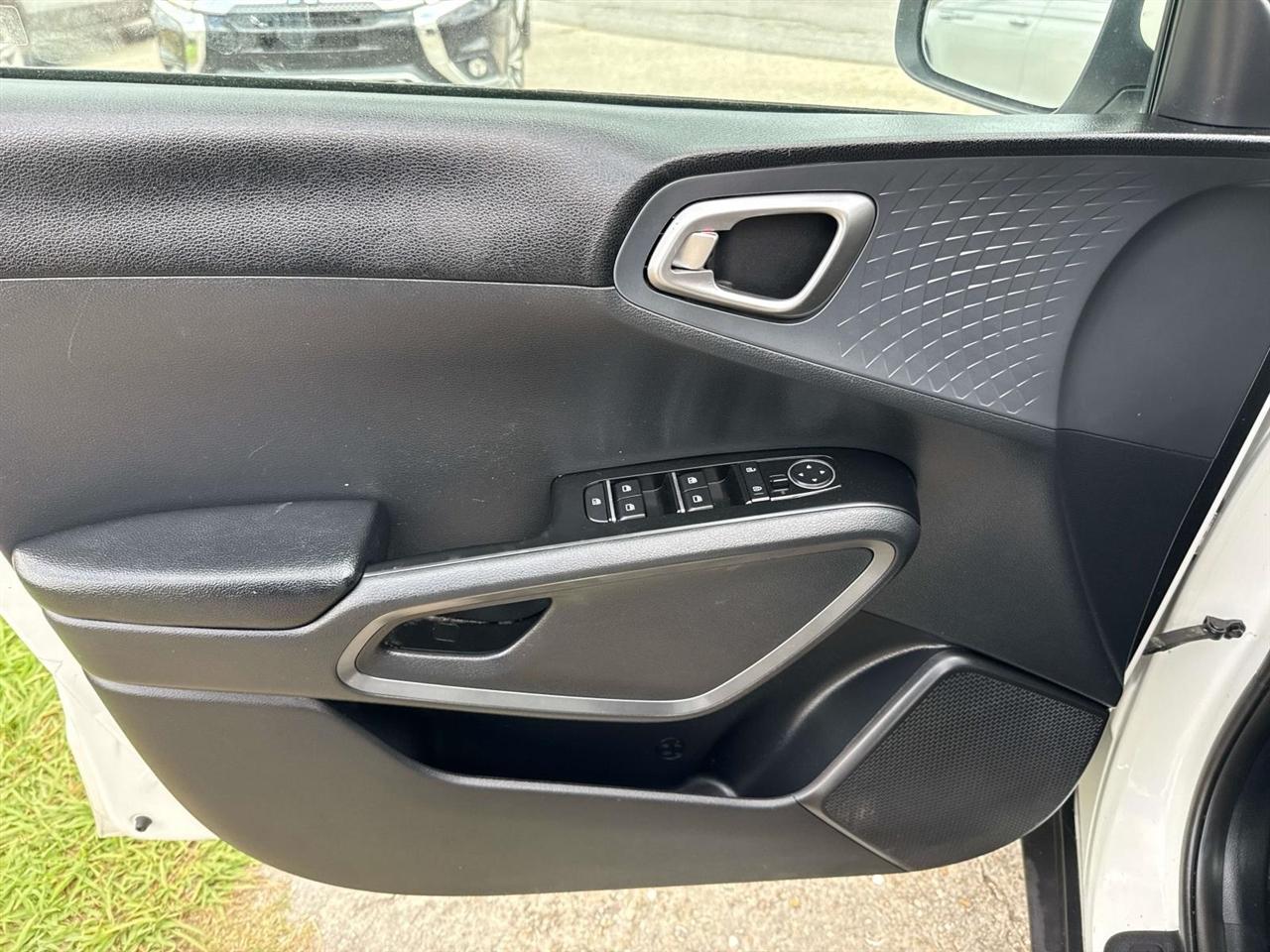 Kia Soul S IVT 2021