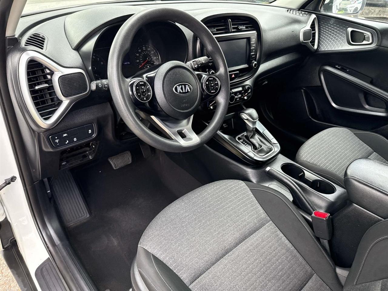 Kia Soul S IVT 2021