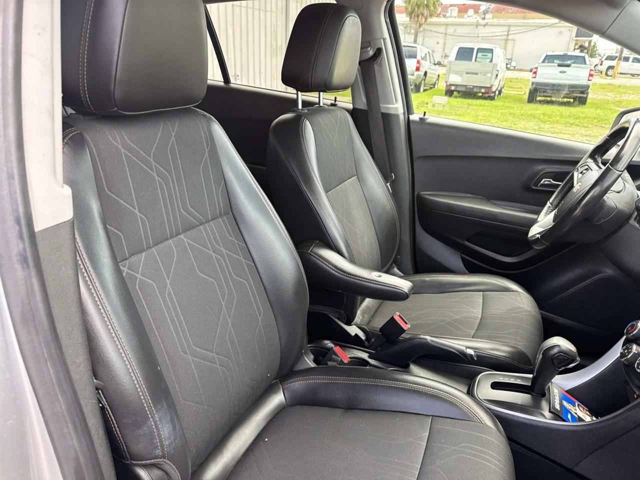 Chevrolet Trax FWD 4dr LT 2019