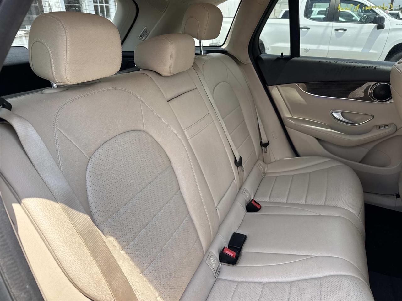 Mercedes-Benz GLC GLC 300 SUV 2020
