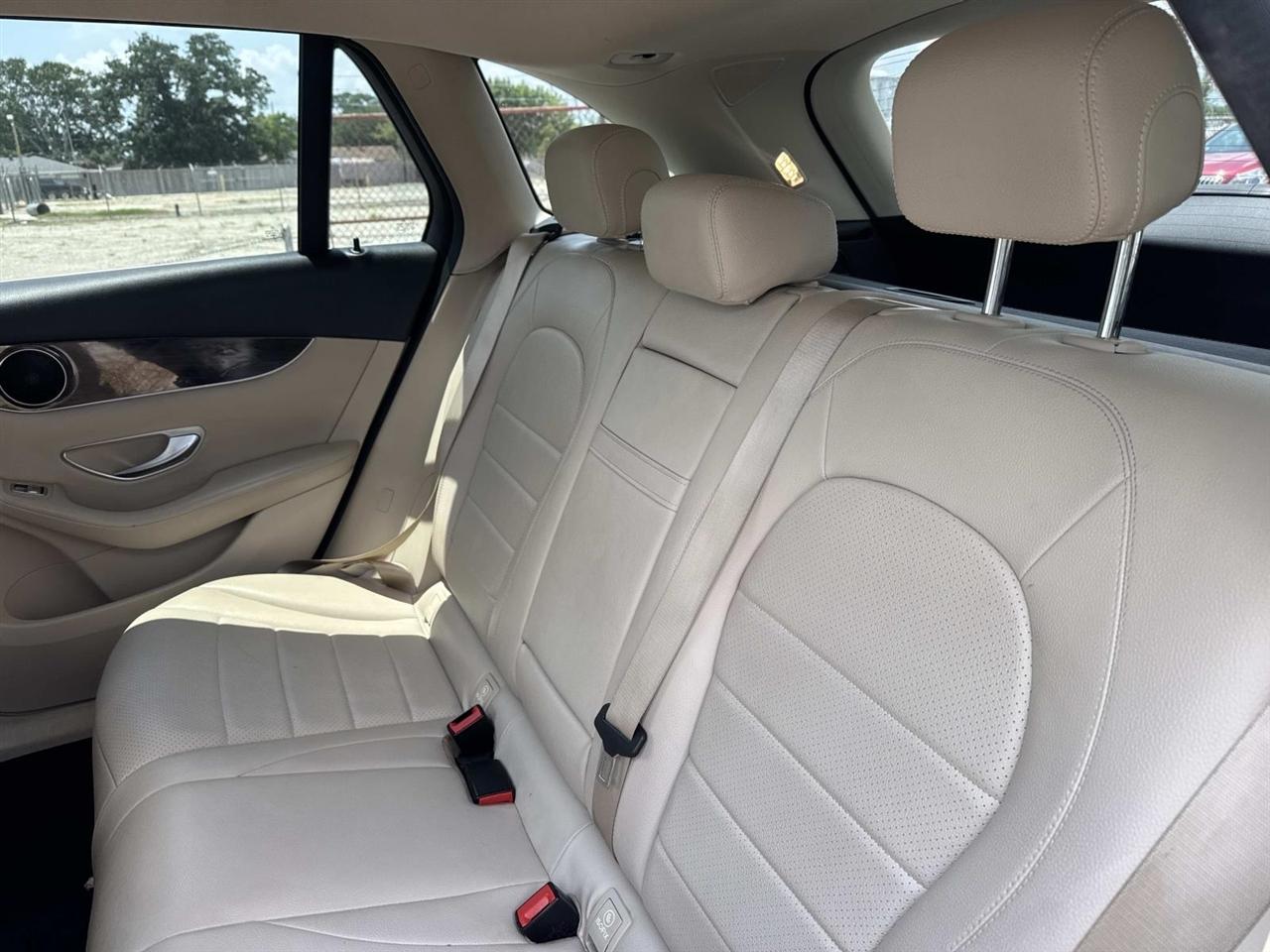 Mercedes-Benz GLC GLC 300 SUV 2020