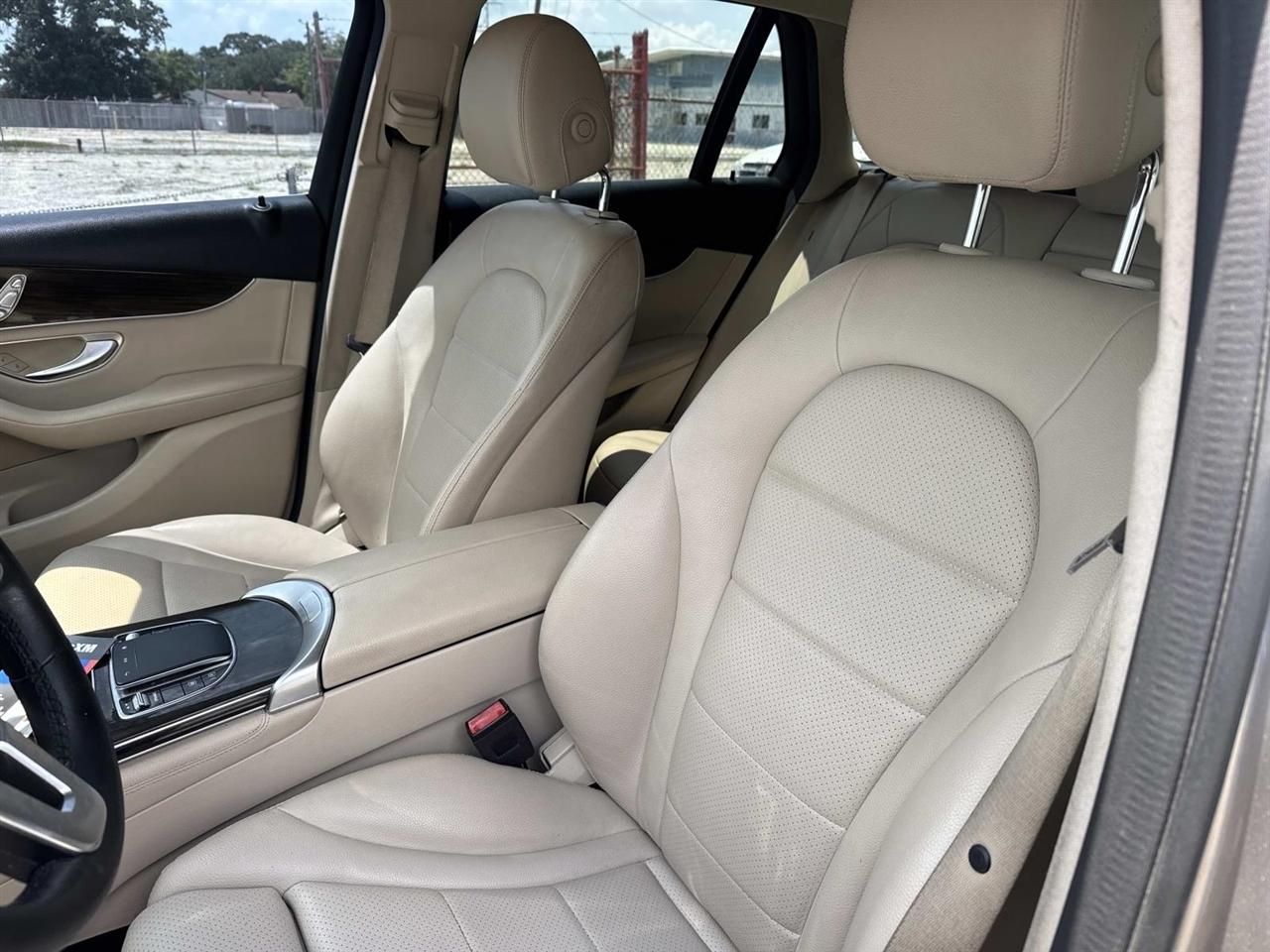 Mercedes-Benz GLC GLC 300 SUV 2020