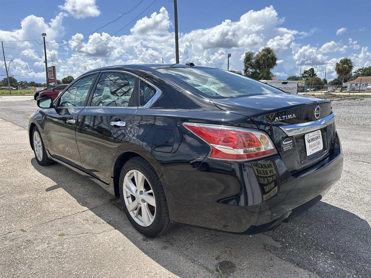 Nissan Altima 4dr Sdn I4 2.5 SV 2015