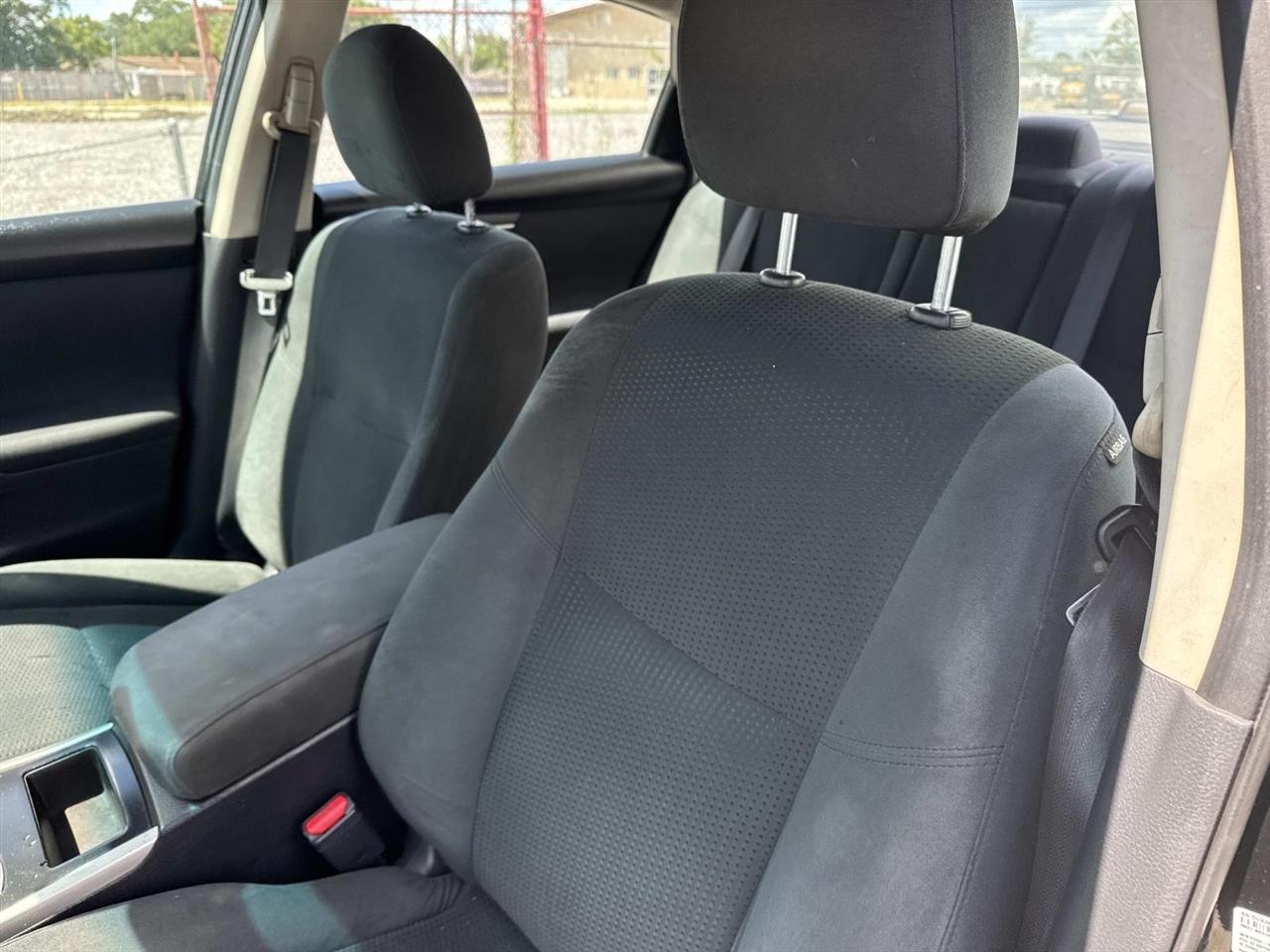 Nissan Altima 4dr Sdn I4 2.5 SV 2015
