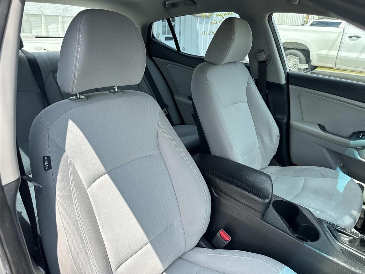 Kia Optima 4dr Sdn LX 2013