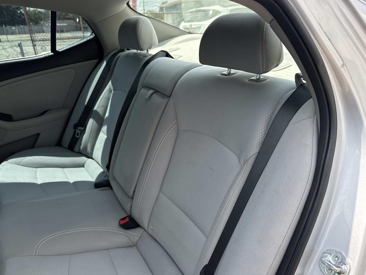 Kia Optima 4dr Sdn LX 2013