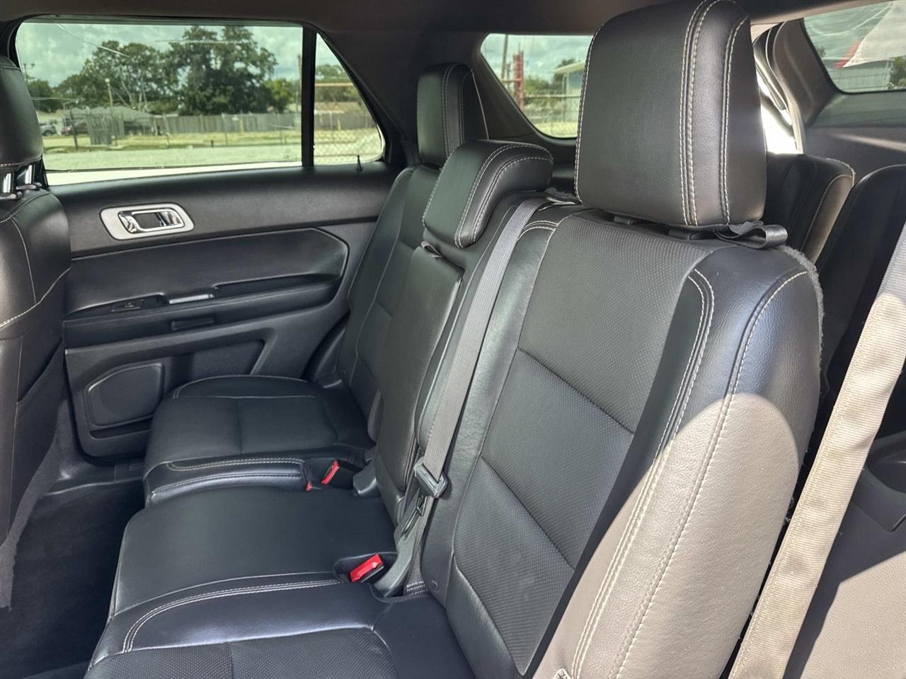 Ford Explorer 4WD 4dr Sport 2015