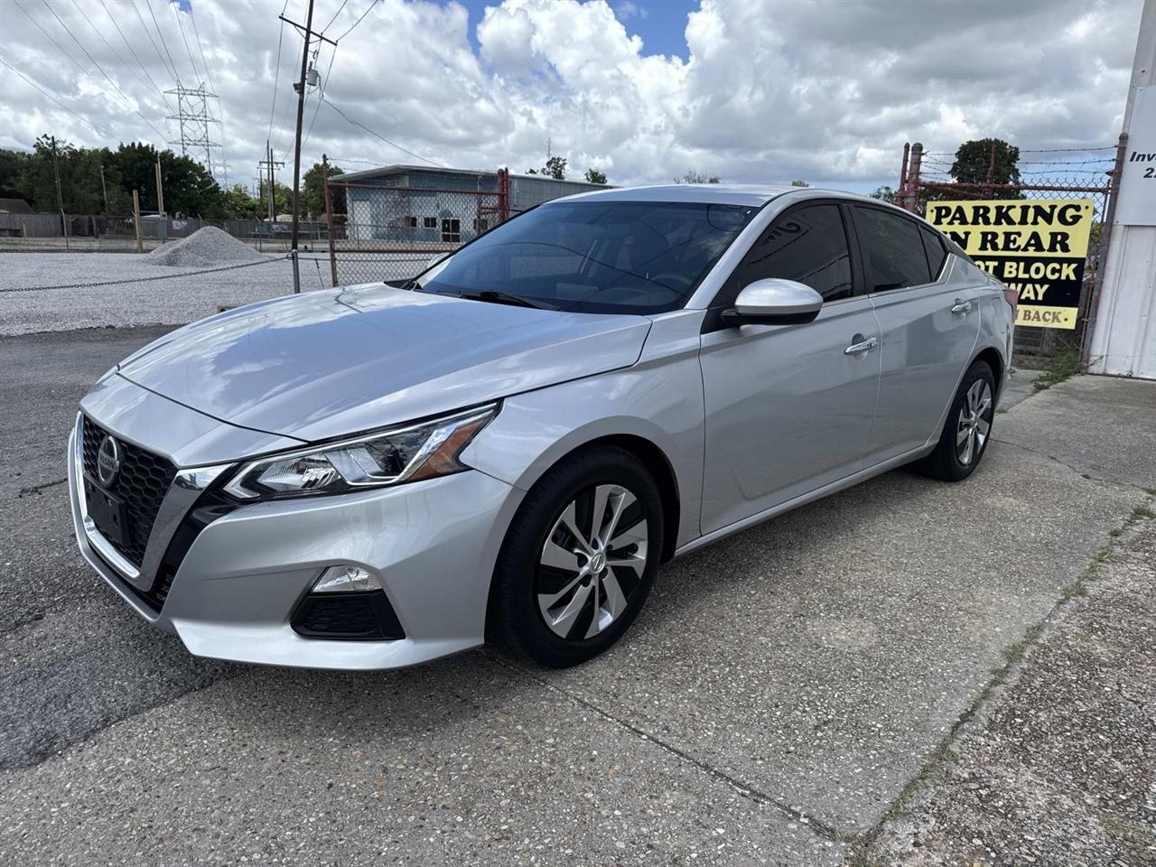Nissan Altima 2.5 S Sedan 2020