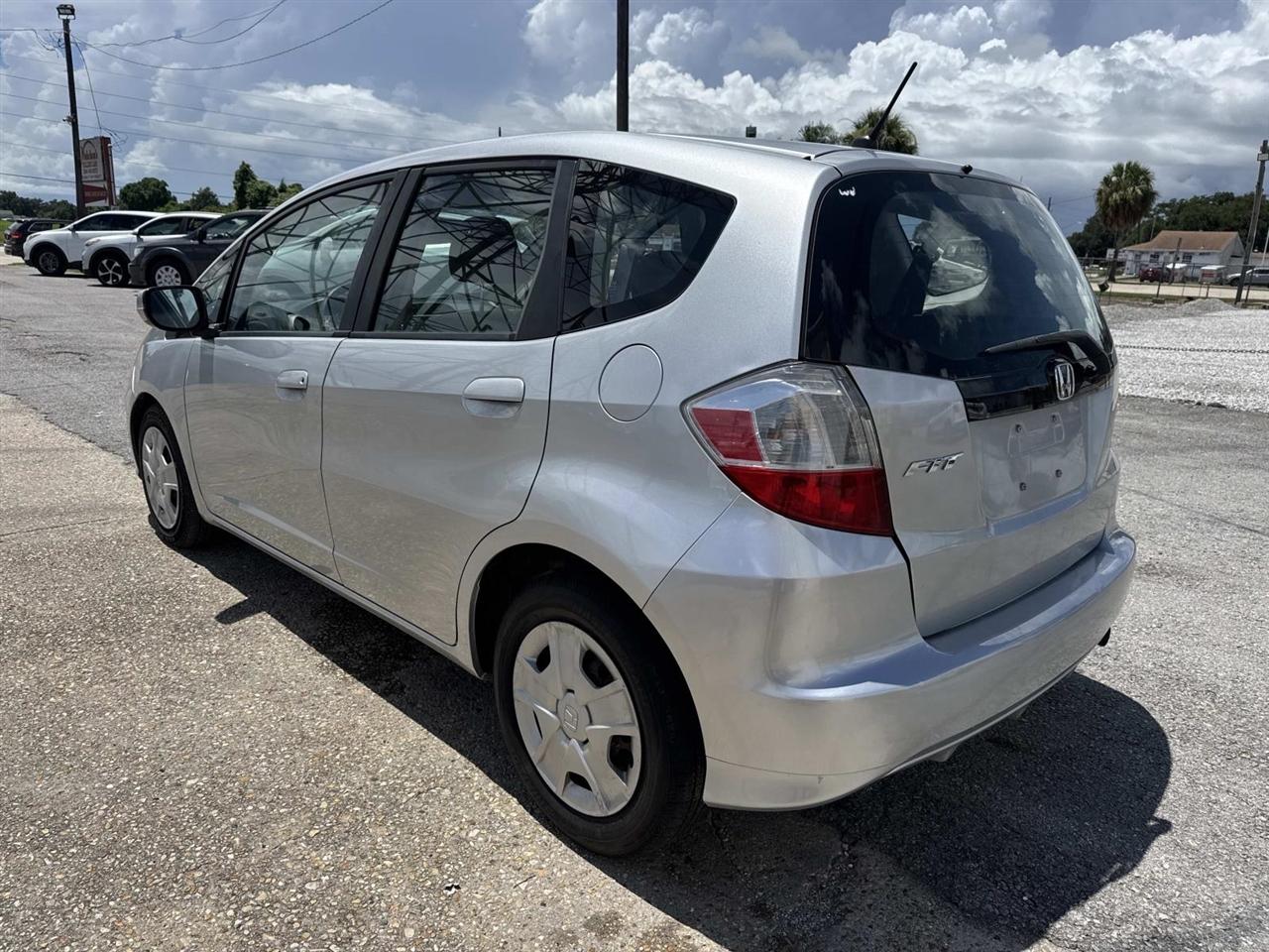 Honda Fit 5dr HB Auto 2012