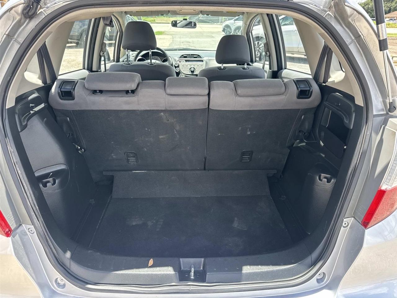 Honda Fit 5dr HB Auto 2012