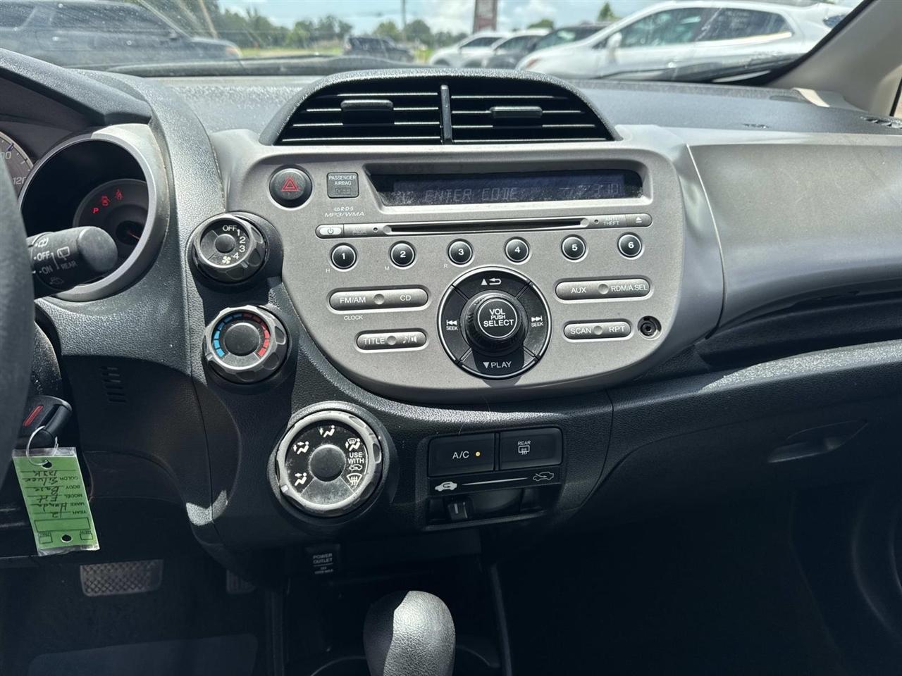 Honda Fit 5dr HB Auto 2012