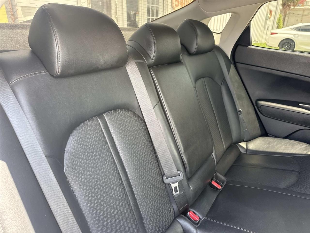 Kia Optima SE Auto 2020