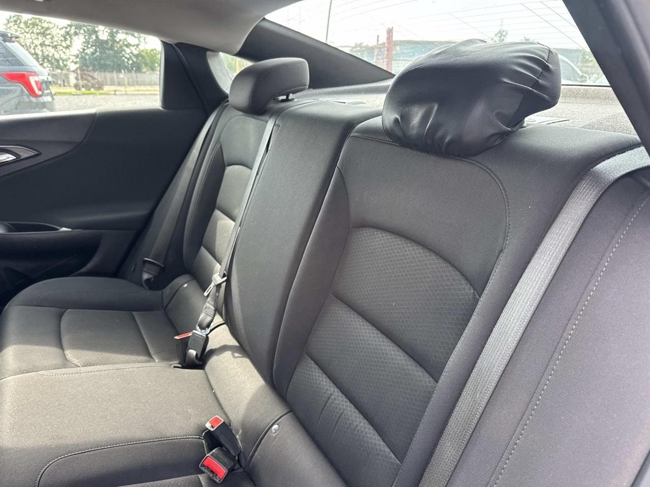 Chevrolet Malibu 4dr Sdn LS w/1FL 2022