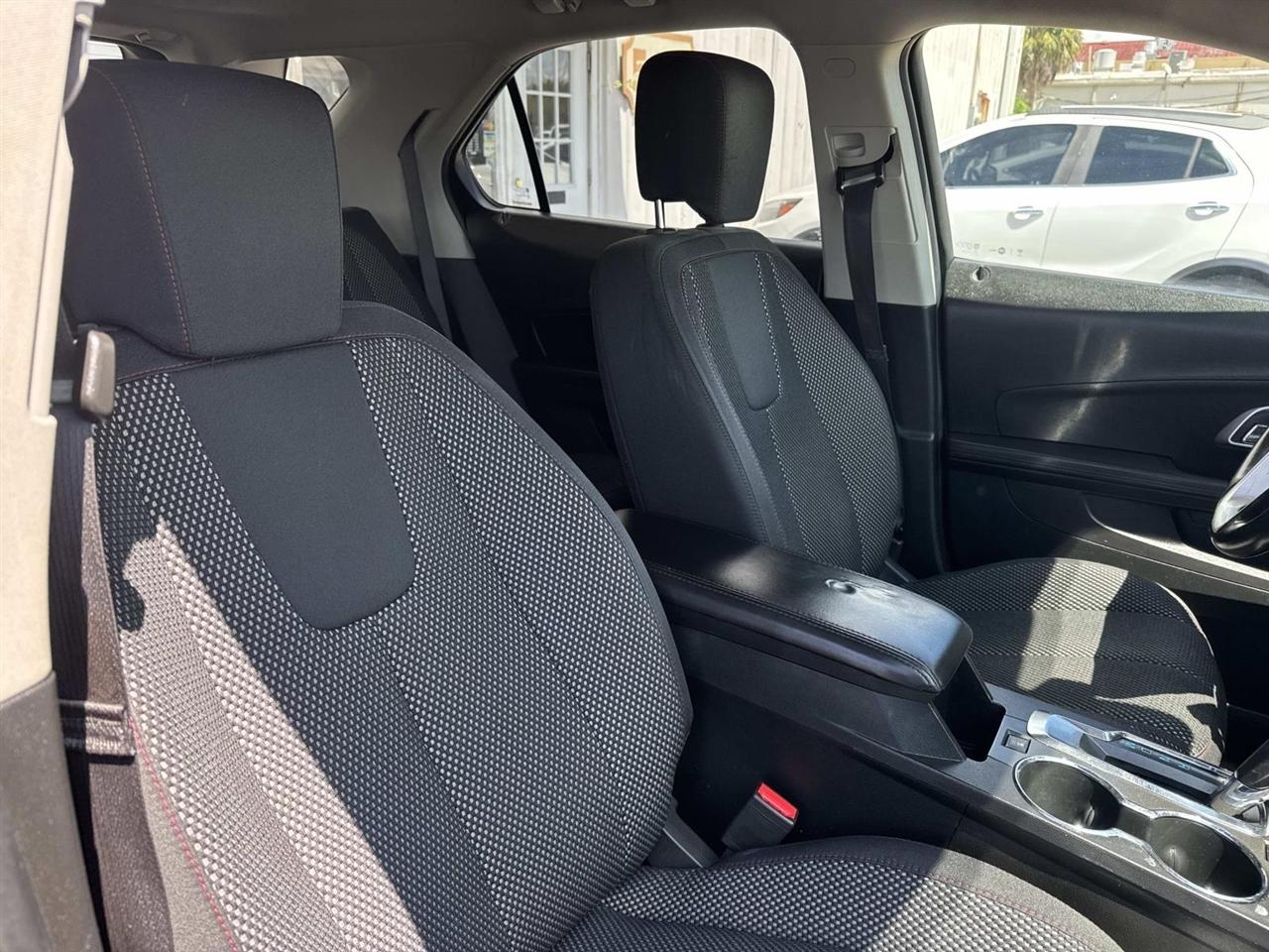 Chevrolet Equinox FWD 4dr LT w/1LT 2017