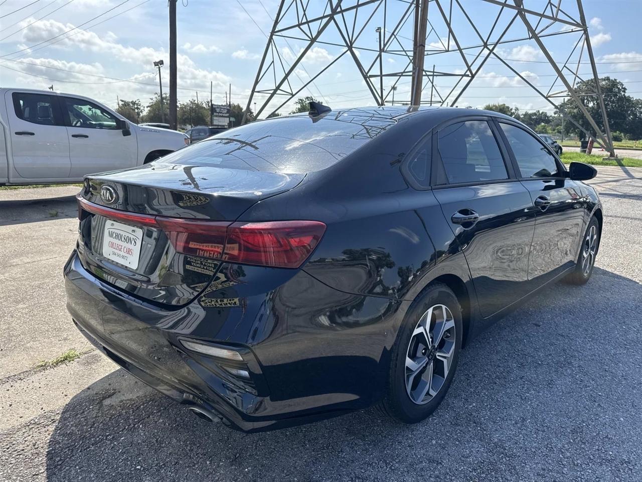 Kia Forte LXS IVT 2019