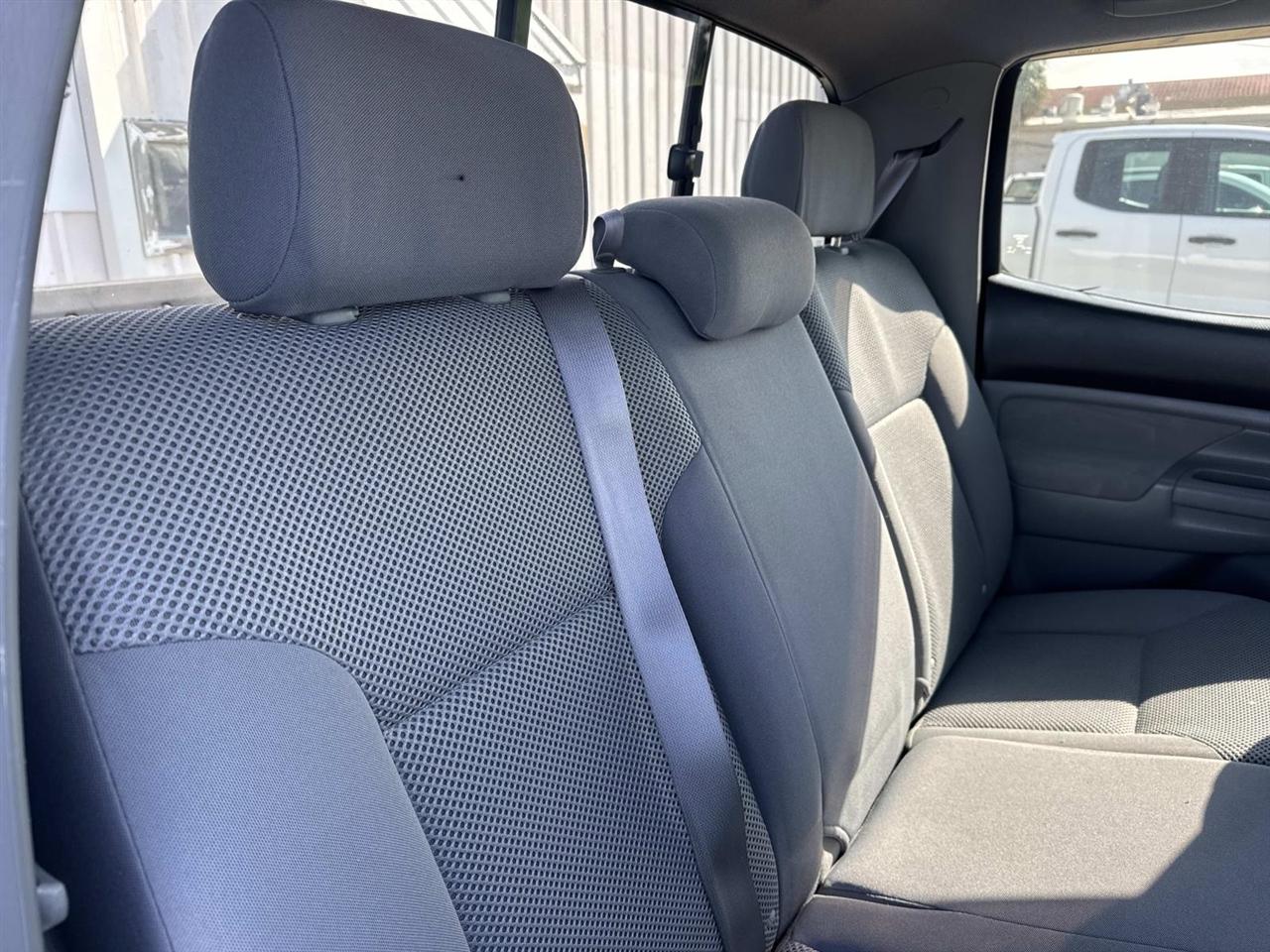 Toyota Tacoma Double 128" PreRunner Auto (Natl) 2006