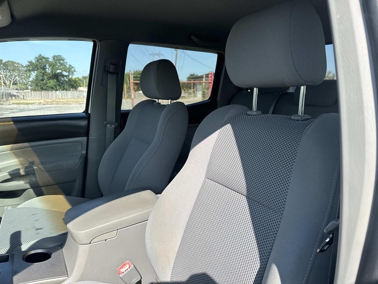 Toyota Tacoma Double 128" PreRunner Auto (Natl) 2006