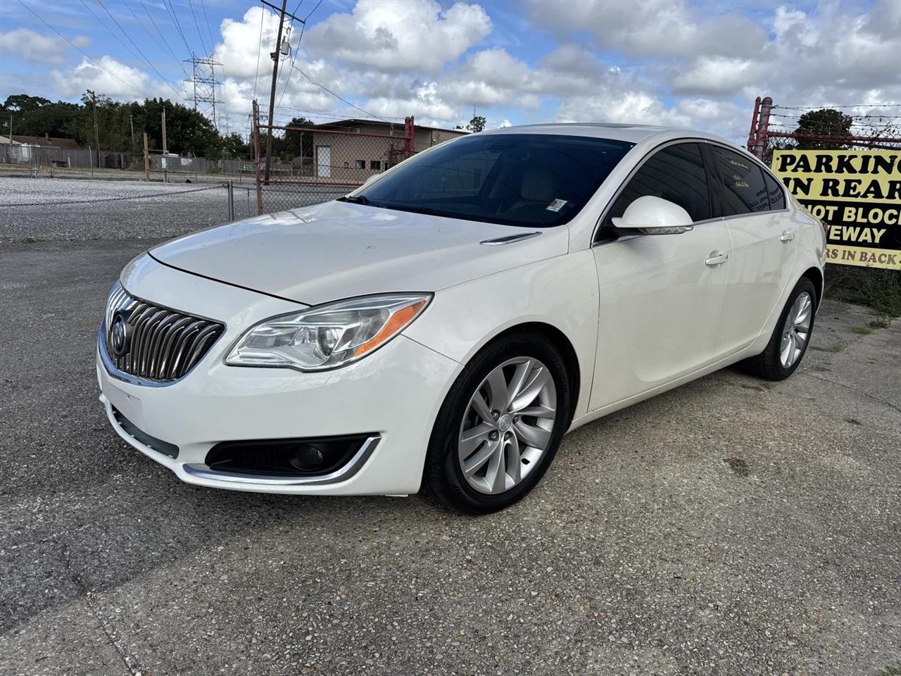 Buick Regal 4dr Sdn Premium I FWD 2015