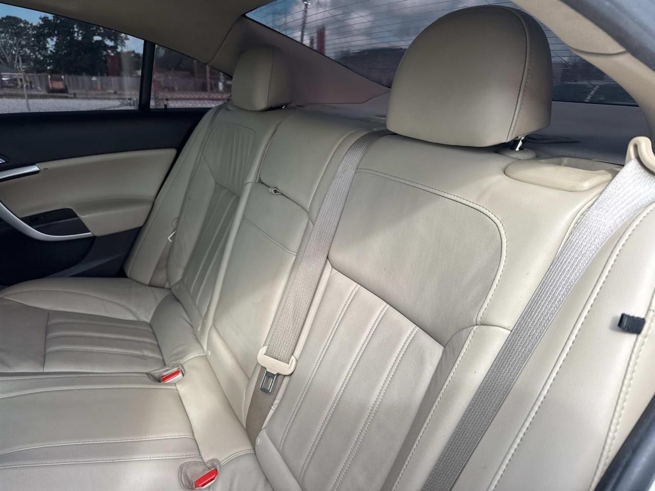 Buick Regal 4dr Sdn Premium I FWD 2015