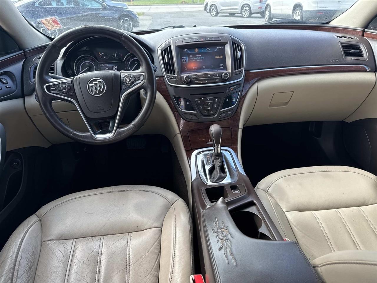 Buick Regal 4dr Sdn Premium I FWD 2015