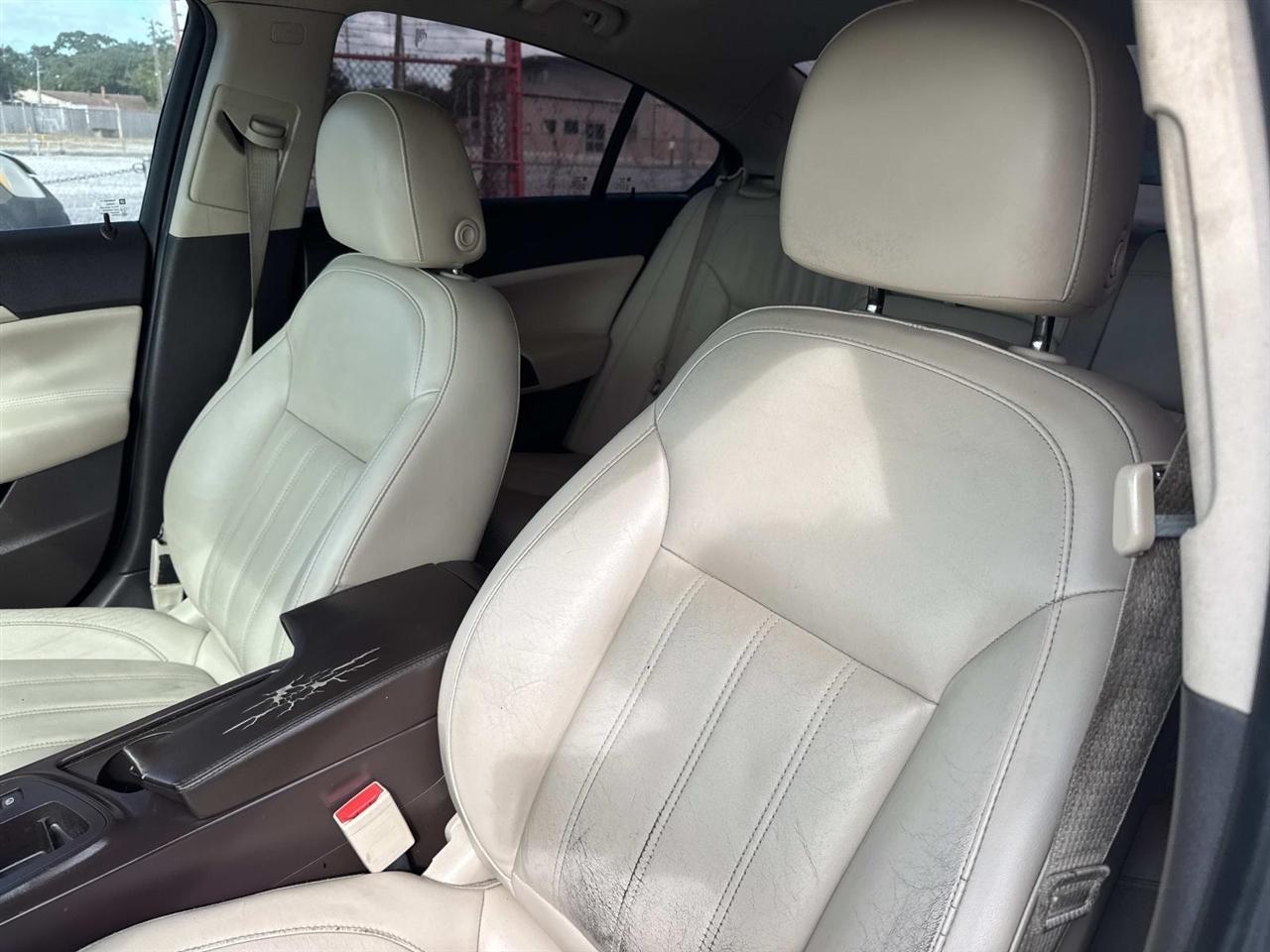 Buick Regal 4dr Sdn Premium I FWD 2015