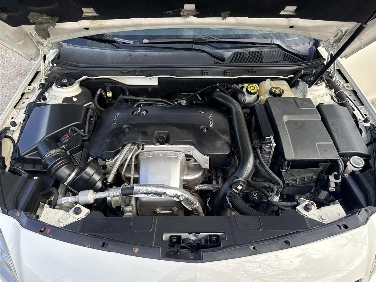 Buick Regal 4dr Sdn Premium I FWD 2015