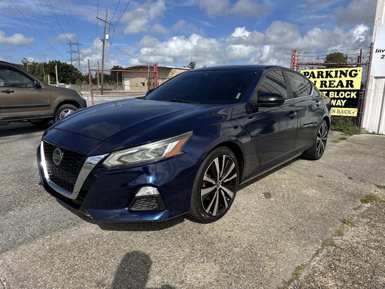 Nissan Altima 2.5 SR Sedan 2021