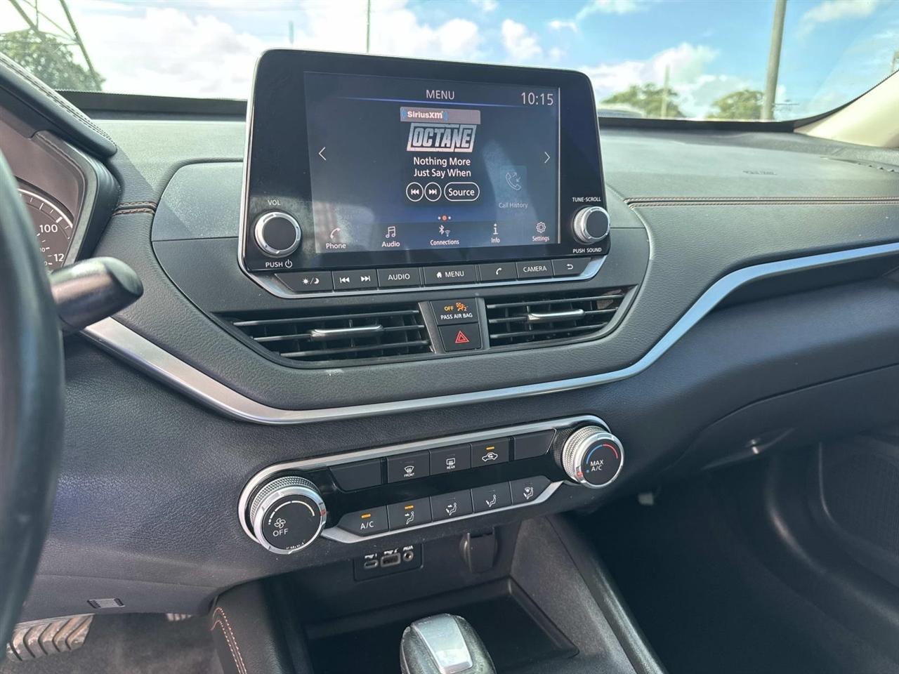 Nissan Altima 2.5 SR Sedan 2021