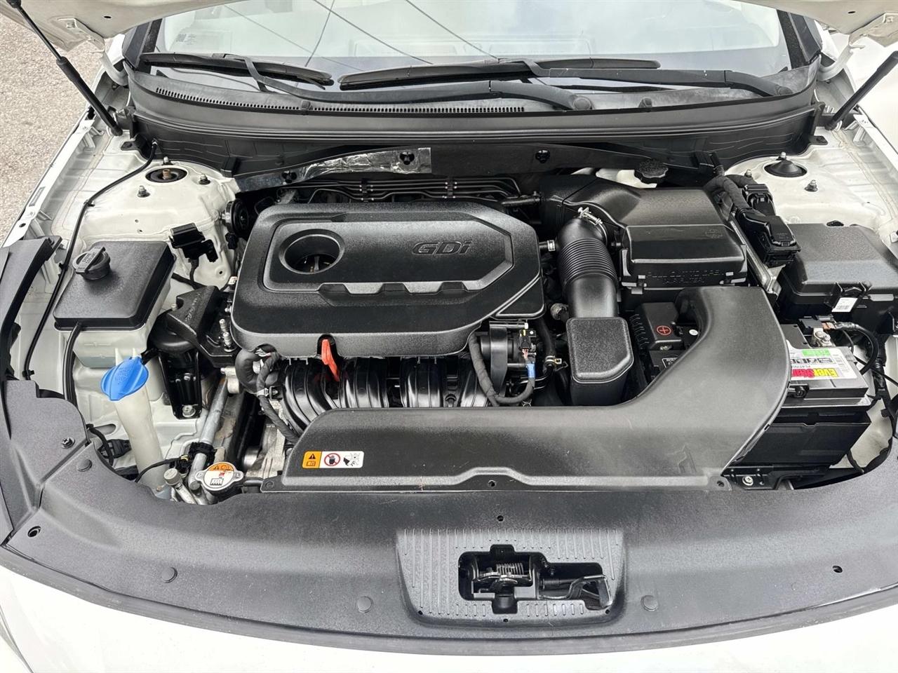 Hyundai Sonata SE 2.4L 2017