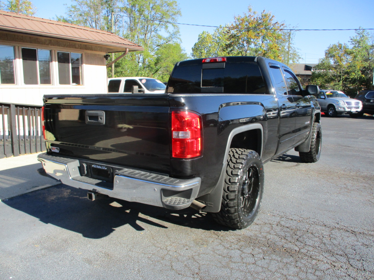 2015 Gmc Sierra 1500 SLE photo 3