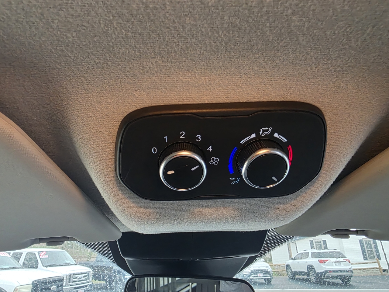 Ford Transit Passenger Wagon T-350 148" Low Roof XL RWD 2020