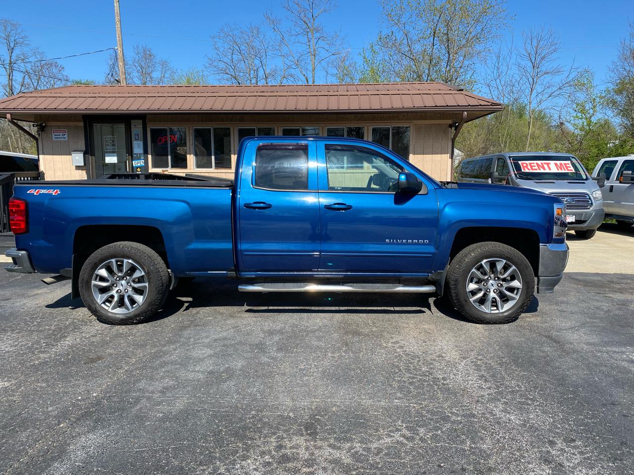 Chevrolet Silverado 1500 4WD Double Cab 143.5" LT w/1LT 2017