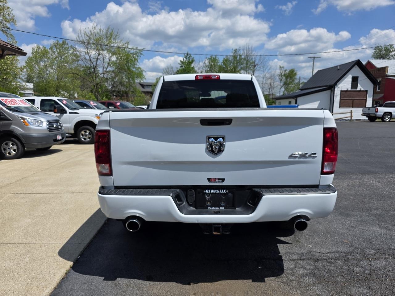 RAM 1500 4WD Quad Cab 140.5" Express 2016