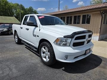 2016 RAM 1500 4WD Quad Cab 140.5" Express