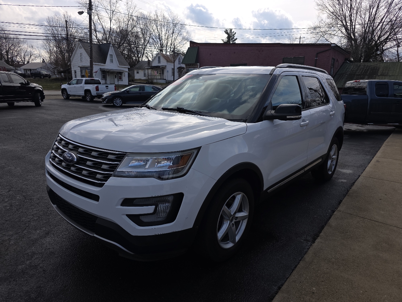 Ford Explorer XLT 4WD 2017