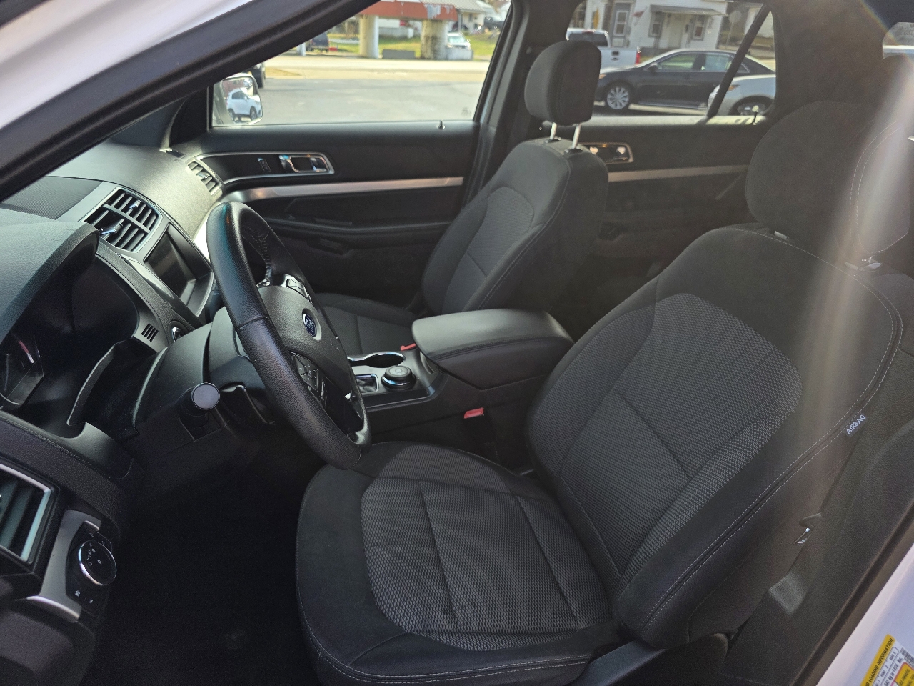 Ford Explorer XLT 4WD 2017