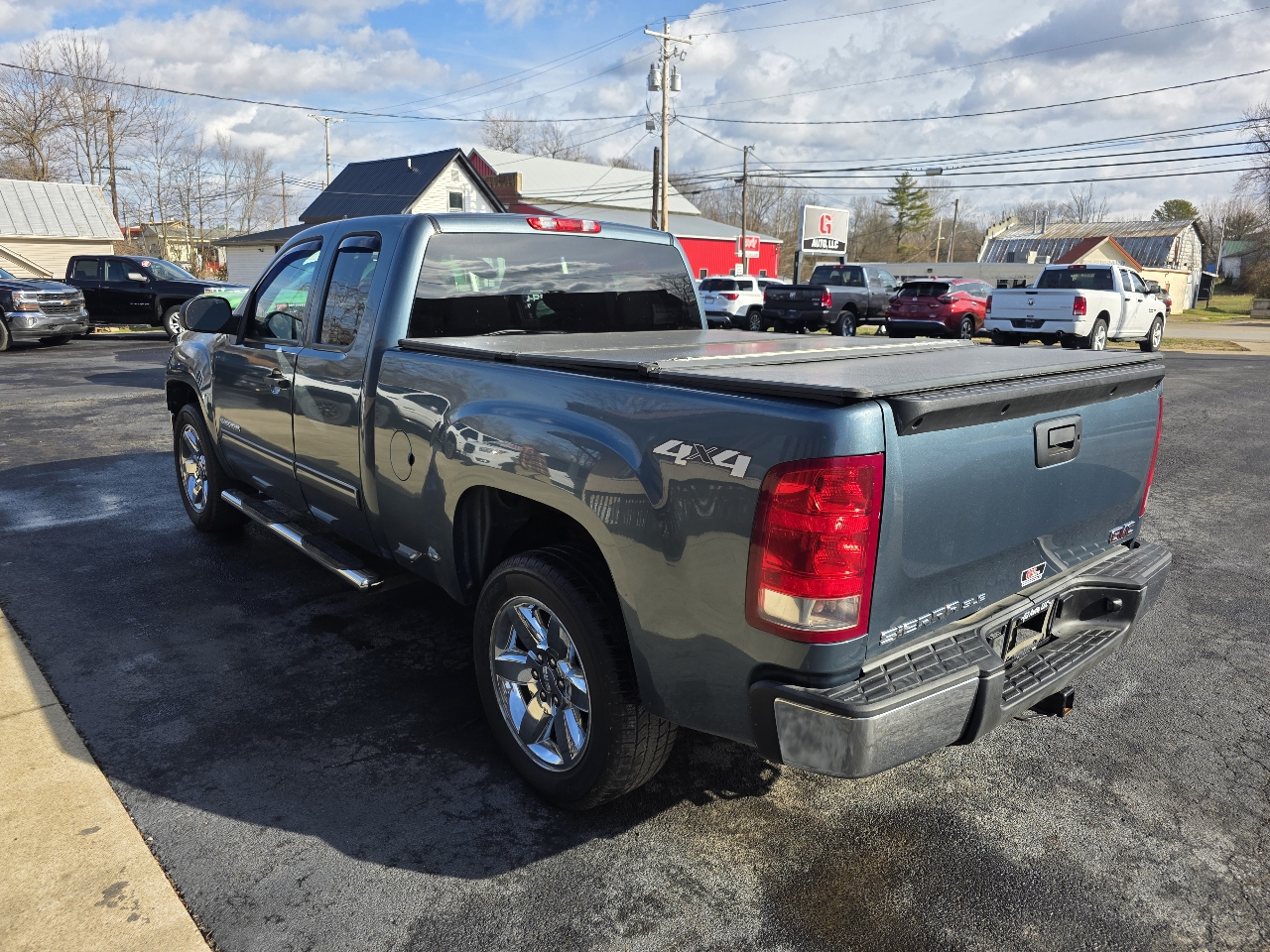GMC Sierra 1500 4WD Ext Cab 143.5" SLE 2013